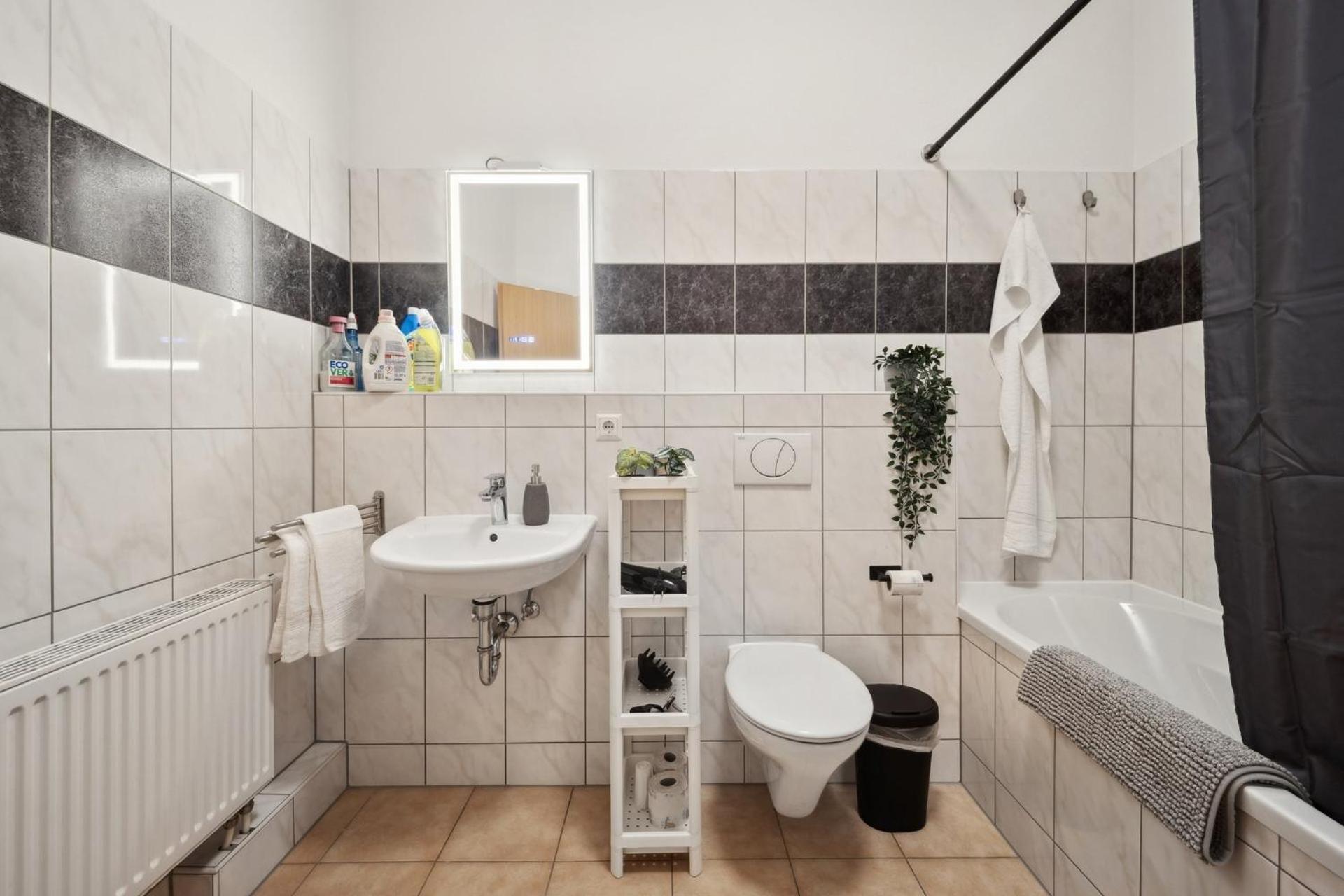 Apartment Helle Altbauwohnung 3 & Balkon - Nahe Uni & Zentrum